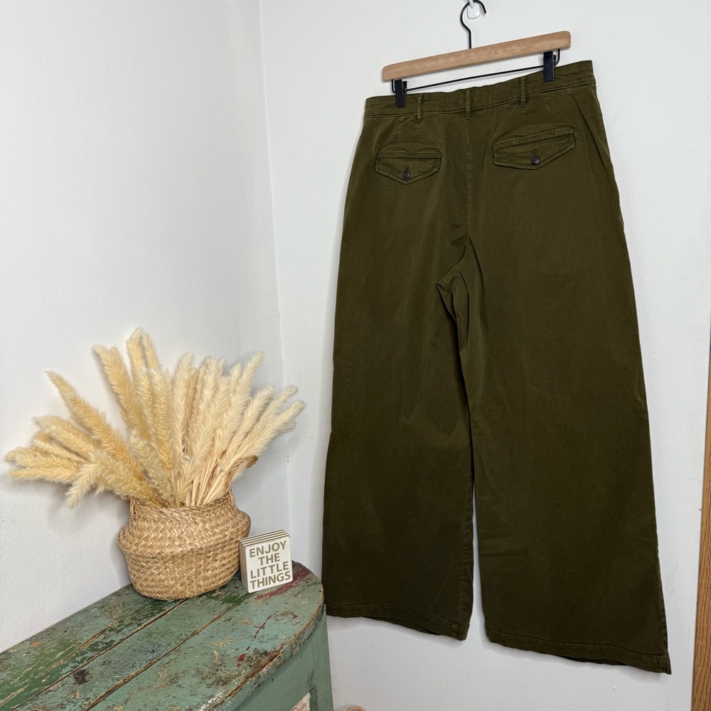 Anthropologie Maeve Oversized Wide-Leg Pleated Chino Pants in Moss Green Size 12 - Picture 5 of 16